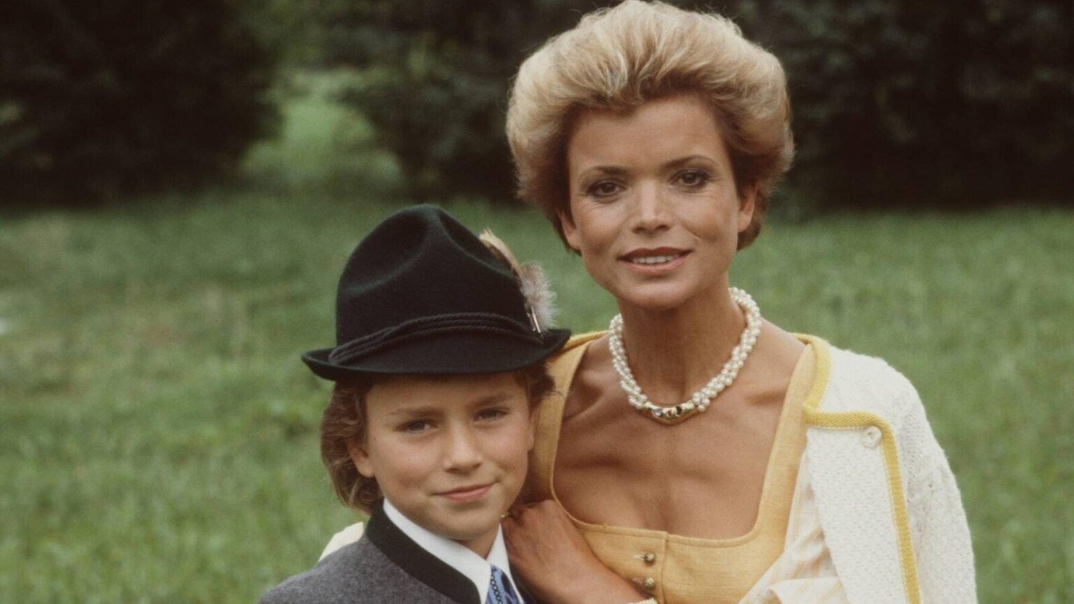 Uschi Glas’ Sohn verstorben Was wirklich hinter den Gerüchten steckt uschi glas' sohn verstorben